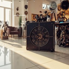 İki Yedi Konsept Flannery Döner Çarklı Kare Endüstriyel Duvar & Yer Saati 63 cm Mekanik Ruhlu Dekoratif Saat Hediye