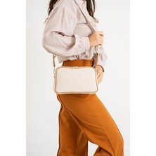 Just Polo Kadın Günlük Kullanıma Uygun Ayarlanabilir Askılı Şık Omuz Çantası Ebat : 26 x 16 cm