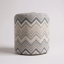 Elanora Home Dokusu ve Modern Tasarımıyla Her Ortama Uyum Sağlayan Çok Amaçlı Puf