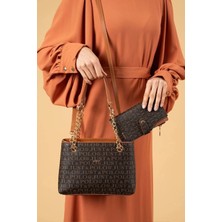 Just Polo Kadın Zincirli Baskı Desenli El ve Omuz Çantası Ebat : 24 x 20 cm