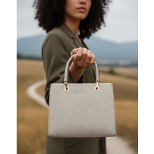 Just Polo Kadın Orijinal Lüks El ve Omuz Çantası Minimal & Prestij Tasarım Ebat: 25 x 21 cm