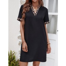 Kadın Kısa Kollu V Yakalı Leopar Desen Detaylı Modal Elbise