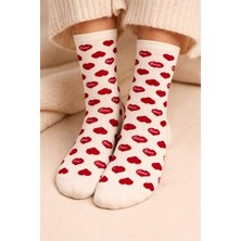 Kadın Kalp Desenli Soket Çorap Beyaz