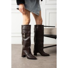 Shoetek Larve Kadın Çizme Körüklü Kemer Tokalı Kahve Deri