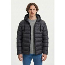 D1fference İçi Astarlı Cepli Kapüşonlu Jel Elyaflı Su ve Rügar Geçirmez Erkek Kışlık Mont