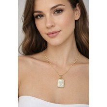 Sedef Üzeri Zirkon Taşlı Altın Kaplama Çelik Kolye