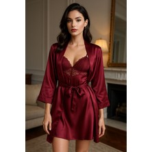 Çeyize Dair Herşey Veloura Desire – Bordo Saten Sabahlıklı Dantel Gecelik Seti