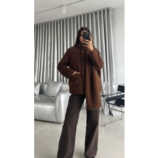 Libreprive Atkılı Astarlı Kadın Peluş Ceket – Düğmeli, Cepli, Oversize Kışlık Üst Mont