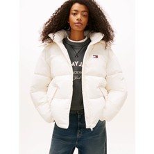Tommy Hilfiger Tjw Büyük Beden Kapüşonlu Bayraklı Şişme Kadın Beyaz Mont DW0DW22041YBH