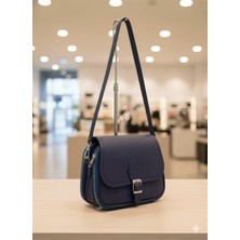 Linas Collection Kadın Şık ve Minimalist Omuz ve Kol Çantası