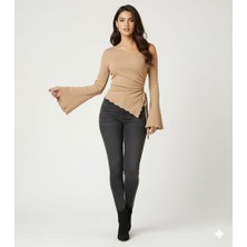 Şık     Omzu   Düşük  Drapeli  Asimetrik  Uzun Kollu  Bluz