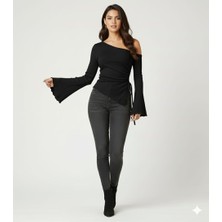 Şık     Omzu   Düşük  Drapeli  Asimetrik  Uzun Kollu  Bluz