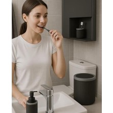 5’li Banyo Seti –, Modern Şık Tasarımlı Çöp Kovası, Tuvalet Fırçası, Sıvı Sabunluk, Diş Fırçalık ve Sabunluk Takımı | Dayanıklı Plastik, Lüks Görünüm, Kaymaz ve Suya Dayanıklı Set