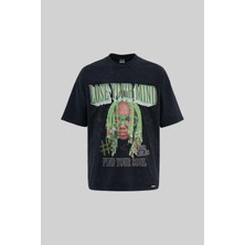 Machinist Erkek Graphic And Slogan Printed Yikamali Oversi̇ze Ti̇şört Siyah