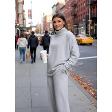 A.T. Kids-Women Kadın Gri Oversize Degaje Yaka Selanik Takım – Rahat Kalıp