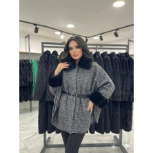 Ribana Classic Kadın Kemerli Yakası ve Kolları Kürklü Buklet Kaşe Panço Siyah D99844