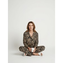 Love Giyim Leopar Desenli Düğmeli Pijama Takımı