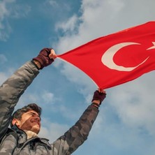 MarkEntegra Preum Türk Bayrağı (50X75CM) - Nefes Alabilir 125GR Rashel Kumaş, Çift Dikişli, Sağlam Kulplu, Uv ve Solmaya Karşı Dayanıkl��, Iç/dış Mekan Kullanımı (50X75CM)