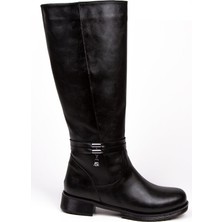 LUQSE Siyah Kadın Uzun Deri Çizme – Düz Topuklu Fermuarlı Tam Kalıp