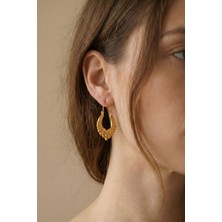 Clandestino Oymalı Etnik Sallantılı Küpe Altın