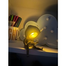 Bumya Kitap Okuyan Tea Light Mumluk
