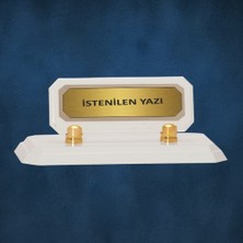 Kelebekler Diyarı Kişiselleştirilebilir Ahşap Masa Isimliği