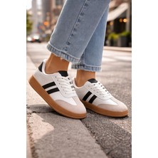 ModaOnn Kadın Günlük Spor Ayakkabı – Siyah Çift Şeritli, Taba Taban, Rahat ve Şık Tasarım