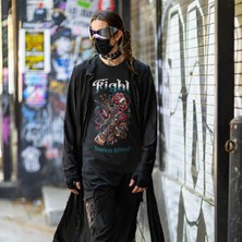 Tişört Kodu Fight – Fearless Resolve Grafik Tişört