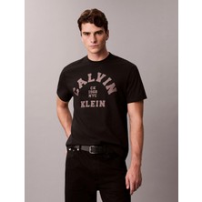 Calvin Klein Kısa Kollu 20S Ln Calvin College Grafik Baskılı Erkek Siyah T-Shirt LV04RE810G-UB1