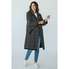 Ece Giyim Kadın Önü Düğmeli Cepli Kalın Triko Hırka