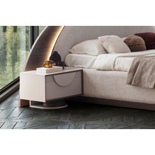 Doressa Estera Komodin