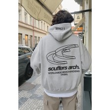 Bellanova Oversize Kapüşonlu Sweatshirt – Scuffers Arch Yazı ve Grafik Baskılı Unisex