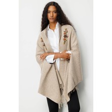 Desen Triko Kadın Yakası Işlemeli Koldan Geçmeli Büyük Yün Panço 25060 Bej