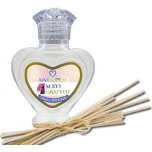 Aşk-ı Sermest Toptan Sexyy Grafitti Çiçek Aromalı Bambu Çubuklu Oda Kokusu Reed Diffuser Ortam Kokusu Parfüm, Kalp Şişe, 60 mL, 5 Adet