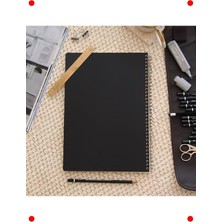 MarkEntegra A4 Noktalı Not Defteri - Siyah Kraft Kapaklı 70 Yaprak