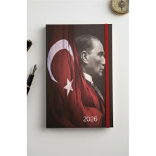 Artlantis 2026 Atatürk Günlük Ajanda 17X24 cm Lastikli Atatürk Kapaklı Ofis Ev Işyeri Günlük Ajanda Planlayıcı OFS907ATA