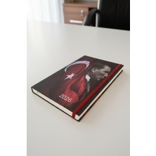 ArtMaster 2026 Atatürk Ajanda Premium Sert Kapak Özel Baskı 17X24 cm Lastikli Ajanda Atatürk Kapaklı Bordo OFS907ATA