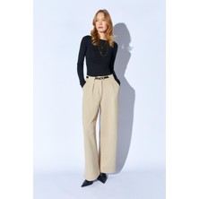 Tena Kadın Bej Içten Kemerli Bol Paça Yün Efekt Pantolon