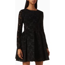 Maje Velvet Lace Royaldentel Kısa Pleated Dress, Siyah, Tanımlı Bel ve Şeffaf Kollu