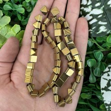 Piramit Makrome Gold Hematit Taşı 8x8 mm