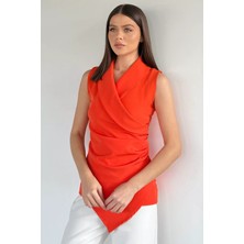 Gülseli Kadın Kruvaze Yaka Drape Detaylı Asimetrik Bluz P-00019468