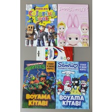 Ada Çanta Kırtasiye 4 Adet Stickerli Boyama Kitabı ve 12'li Kuru Boya Kalemi (Roblox/sonny A./sanrio/ninja Kapl.) AD9707