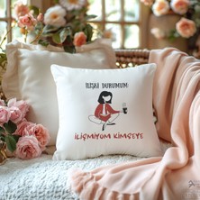 Qoeuyl Boutique Ilişki Durumum Ilişmiyiom Kimseye Baskılı Komik Hediyelik Elyaf Dolgulu Saten Dekoratif Yastık