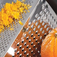 Essentials 4 Yönlü Kare Rende 22 cm