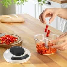 700 ml 3 Bıçaklı Ipli Rondo – Çekmeli Doğrayıcı, Hızlı ve Pratik Sebze Doğrama, Paslanmaz Çelik Bıçaklı, Ergonomik ve Kolay Kullanım Pp Plastik