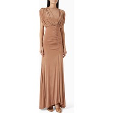 AC BY AANCHAL CHANDA Bej Yüksek Yakalı Drapeli Elbise, Zarif ve Zamansız Ihtişam