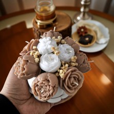 Hediye İstasyonum Kahverengi Beyaz Mum Çiçek Buketi – El Yapımı Taş Tozu Vazo, Kokulu Soya Wax