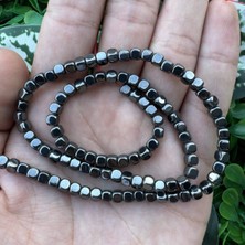 Oval Küp Füme Hematit Taşı 4x4 mm