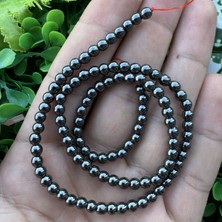 Küre Füme Hematit Taşı 4 mm