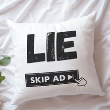 Qoeuyl Boutique Lie Skip Ad Baskılı Komik Hediyelik Elyaf Saten Dekoratif Yastık